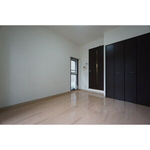 物件内観写真4　(居室)