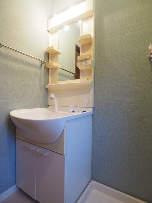 物件内観写真8　(洗面)