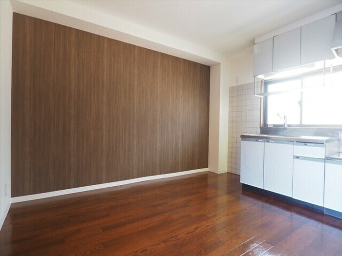 物件内観写真10　(内観写真)