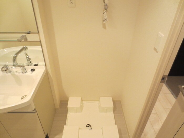 物件内観写真11　(洗濯機置場)