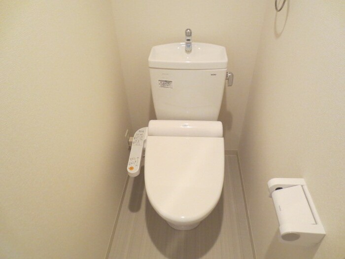 物件内観写真12　(トイレ)