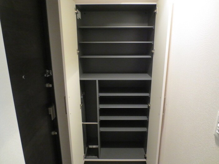 物件内観写真14　(靴箱)