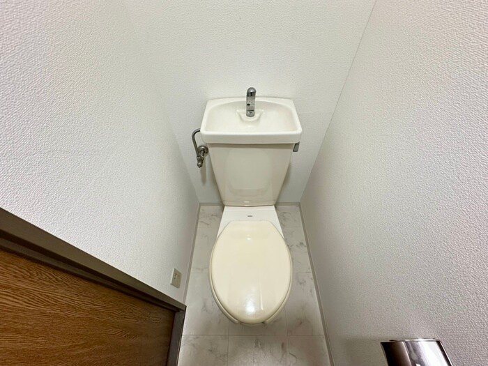 物件内観写真11　(トイレ)