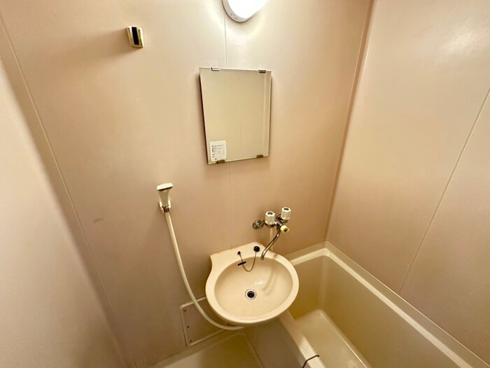 物件内観写真12　(洗面)