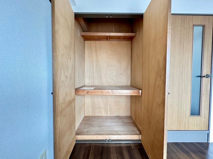 物件内観写真13　(収納)