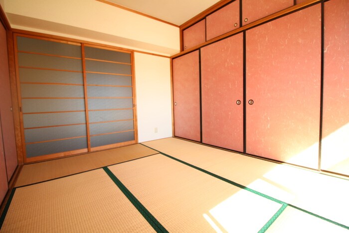 物件内観写真10　(居室)