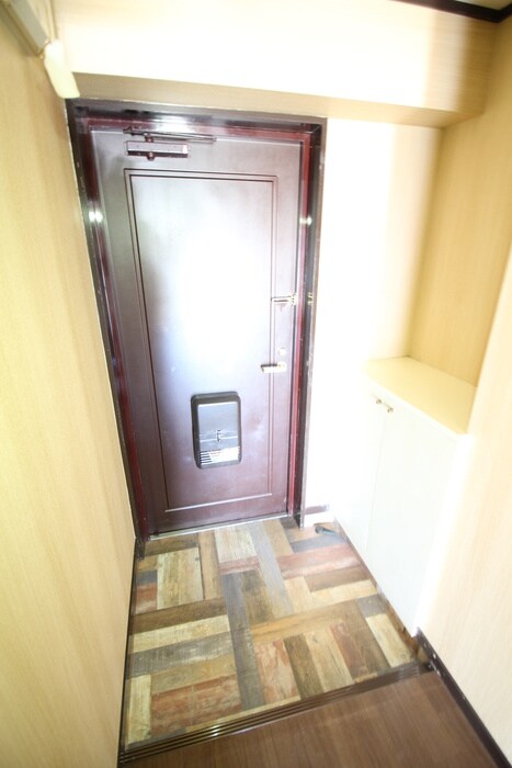 物件内観写真22　(玄関)