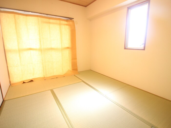 物件内観写真13　(居室)