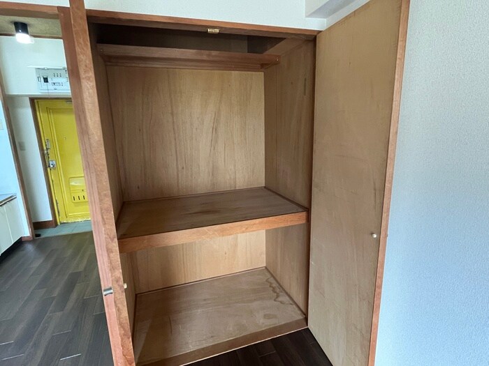 物件内観写真11　(収納)