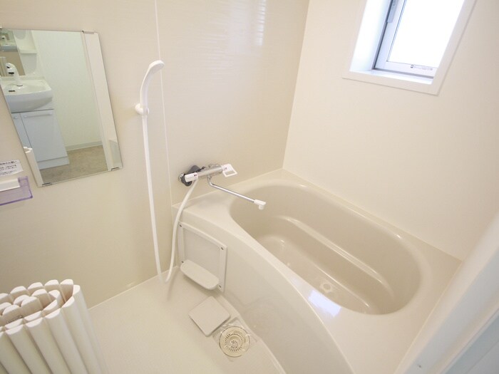 物件内観写真12　(バス／シャワールーム等)