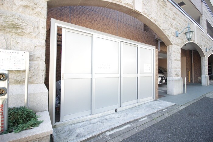 物件外観写真6　(建物設備)