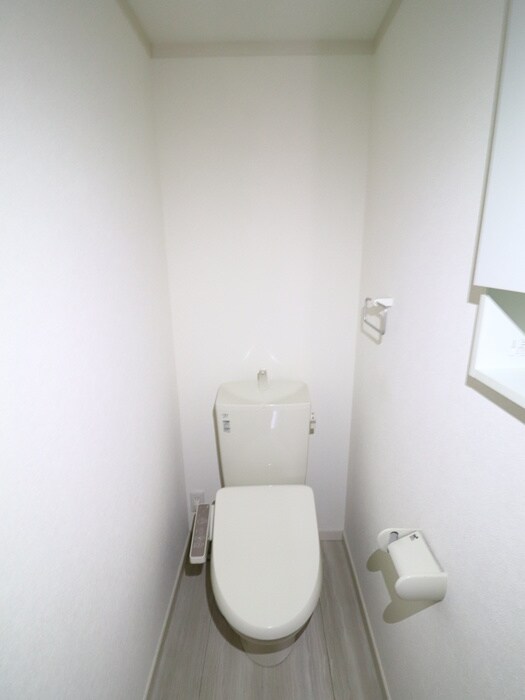 物件内観写真12　(トイレ)