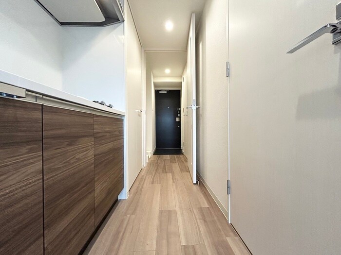 物件内観写真13　(廊下)