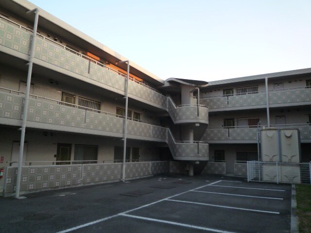 物件外観写真5　(外観写真)