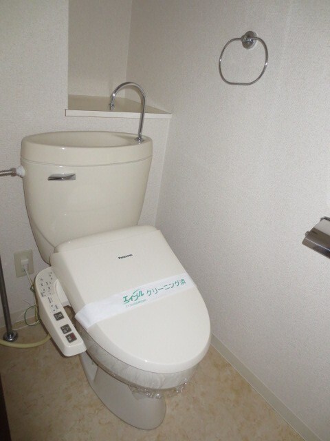 物件内観写真14　(トイレ)