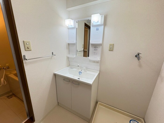 物件内観写真13　(洗面)