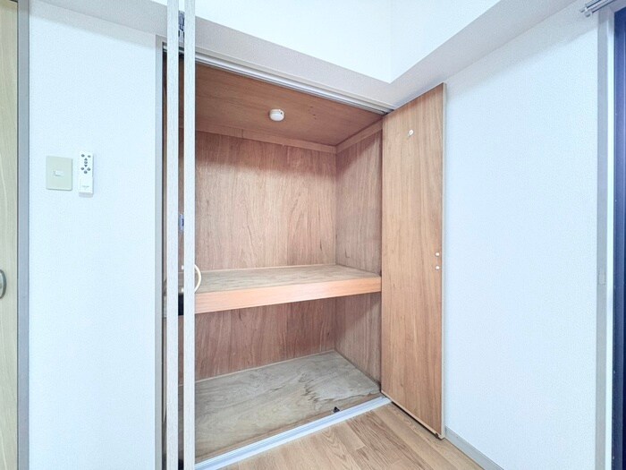 物件内観写真14　(収納)