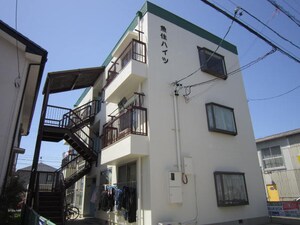 魚住ハイツ外観写真