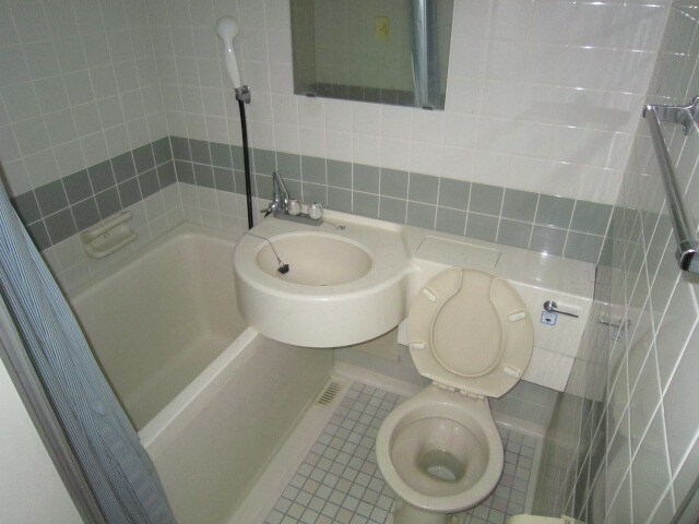 物件内観写真9　(トイレ)