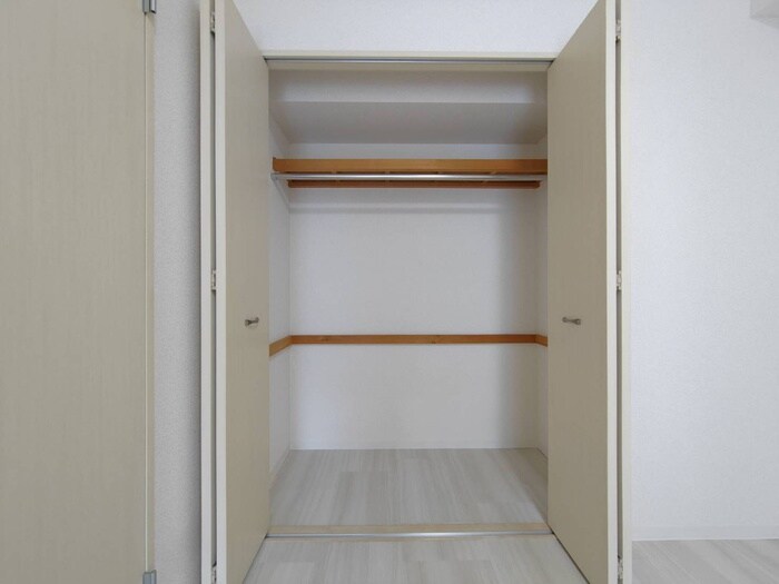 物件内観写真10　(収納)