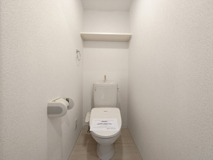 物件内観写真13　(トイレ)