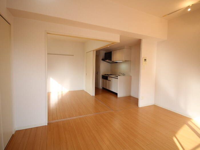 物件内観写真18　(居室)