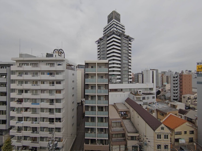 物件内観写真22　(室内からの展望)