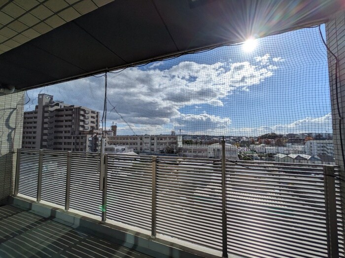 フェリ－チャ　アイオイの室内からの展望