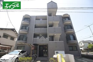 アルカディア鶴里外観写真