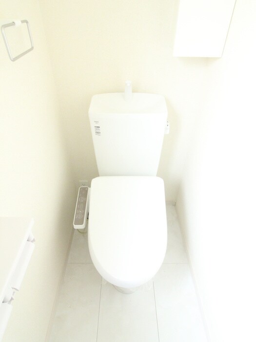 物件内観写真13　(トイレ)