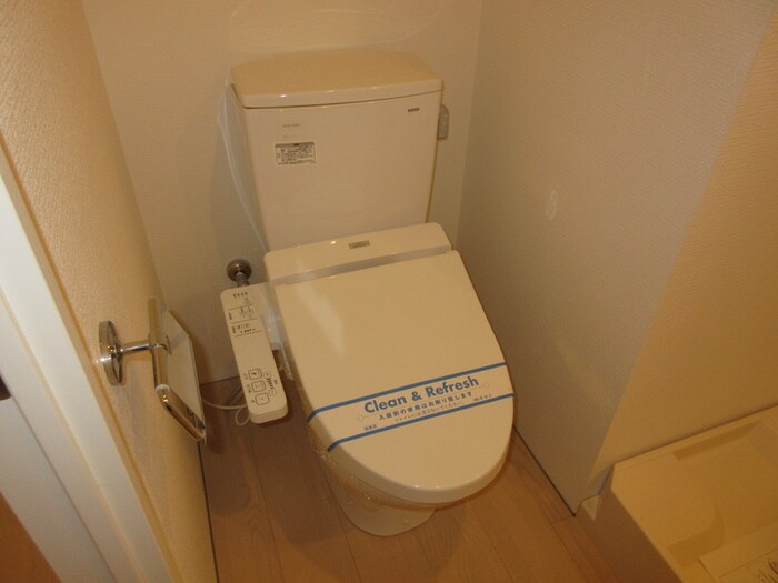 物件内観写真10　(トイレ)