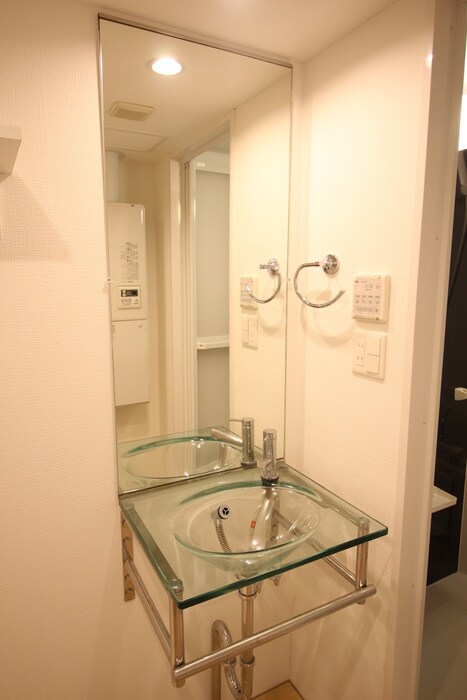 物件内観写真10　(洗面)