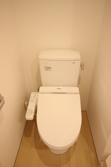 物件内観写真12　(トイレ)