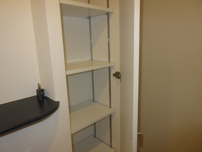 物件内観写真14　(靴箱)