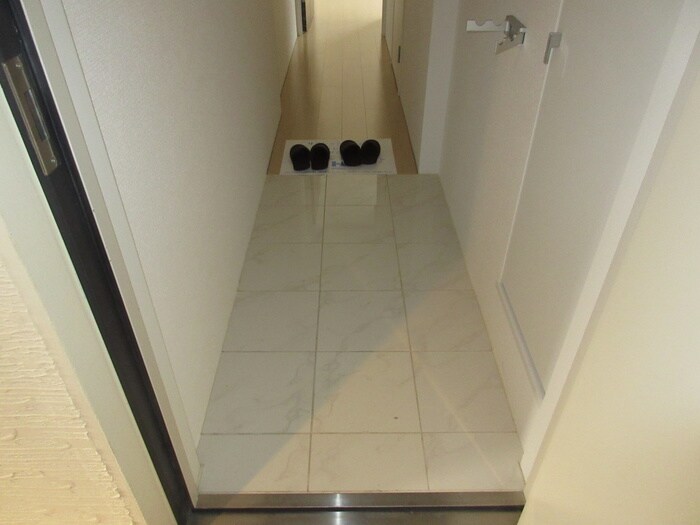 物件内観写真20　(玄関)