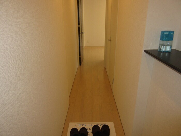 物件内観写真21　(廊下)