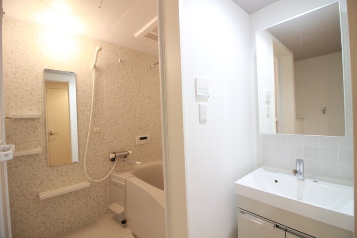 物件内観写真16　(洗面)