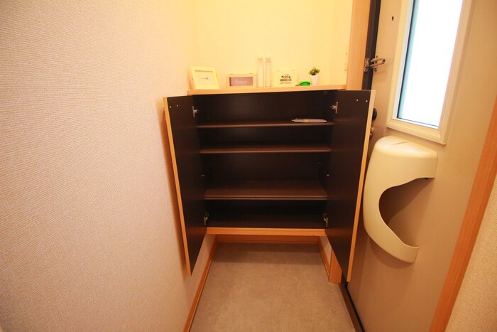 物件内観写真17　(靴箱)