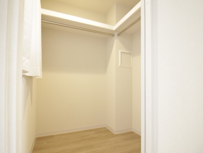 物件内観写真11　(収納)