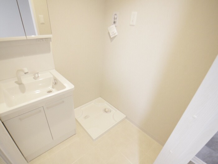 物件内観写真19　(洗濯機置場)