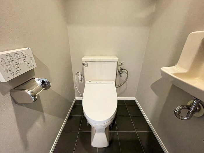 物件内観写真13　(トイレ)