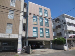 プラスパァ四ッ谷外観写真