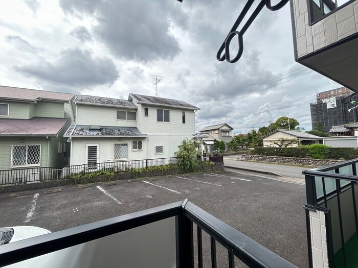 物件内観写真16　(室内からの展望)