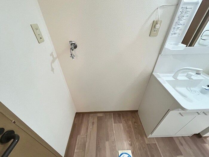 物件内観写真22　(洗濯機置場)