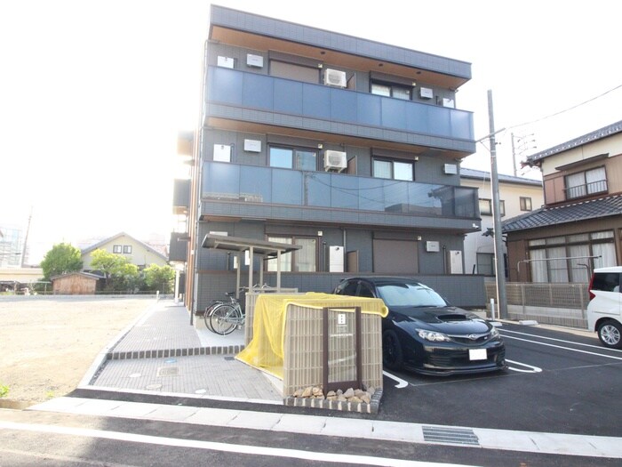 Ｇｒａｎｄ　Ｄ－ｒｏｏｍ中山の物件外観写真