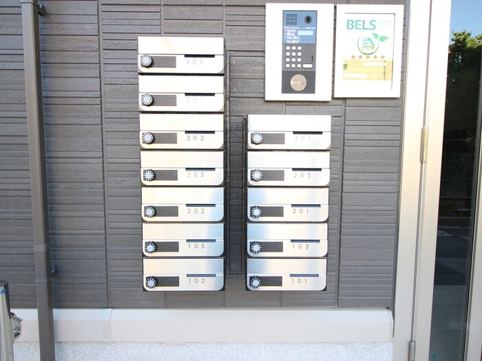 物件外観写真4　(建物設備)