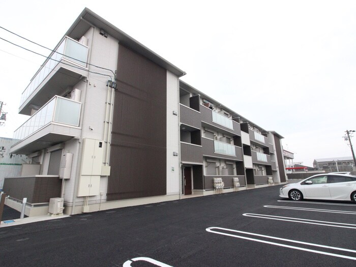 物件外観写真2　(外観写真)