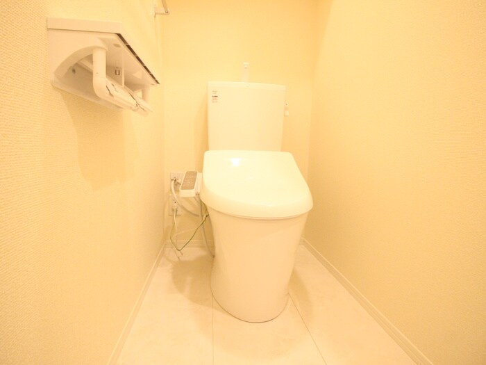 物件内観写真11　(トイレ)