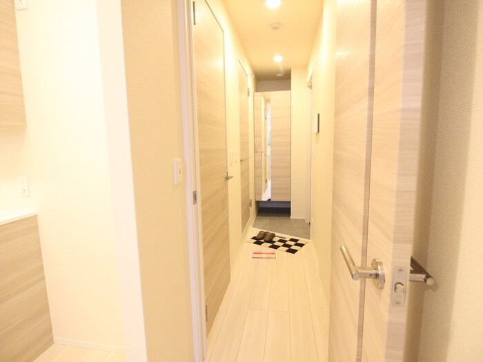 物件内観写真22　(玄関)