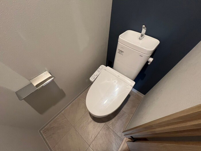 物件内観写真14　(トイレ)